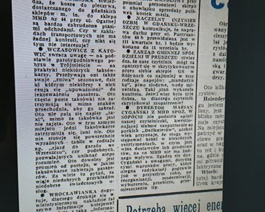 Strona ze starej gazety. Zbliżenie na artykuł Wczasowicze i turyści sygnalizują.