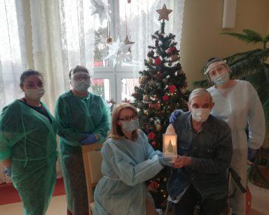 Światełko Betlejemskie dla mieszkańców Domu Pomocy Społecznej w Sopocie