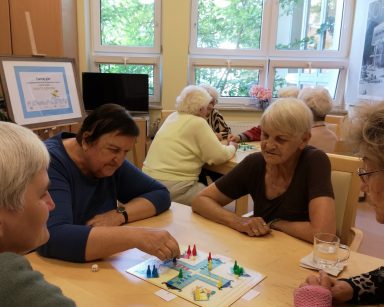 Sala. Seniorzy grają w 